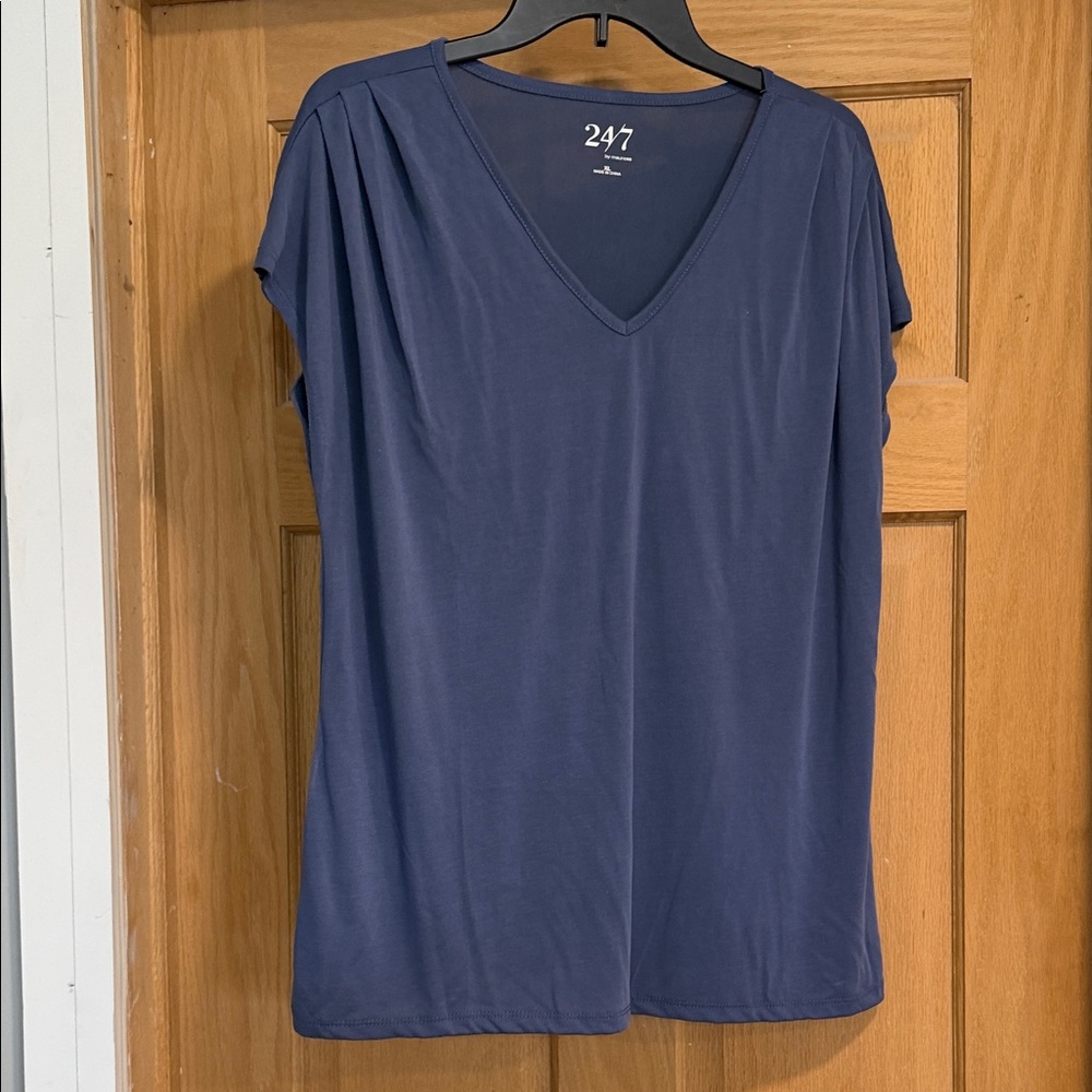 Maurices Slate Blue V-Neck Short Sleeve Tee